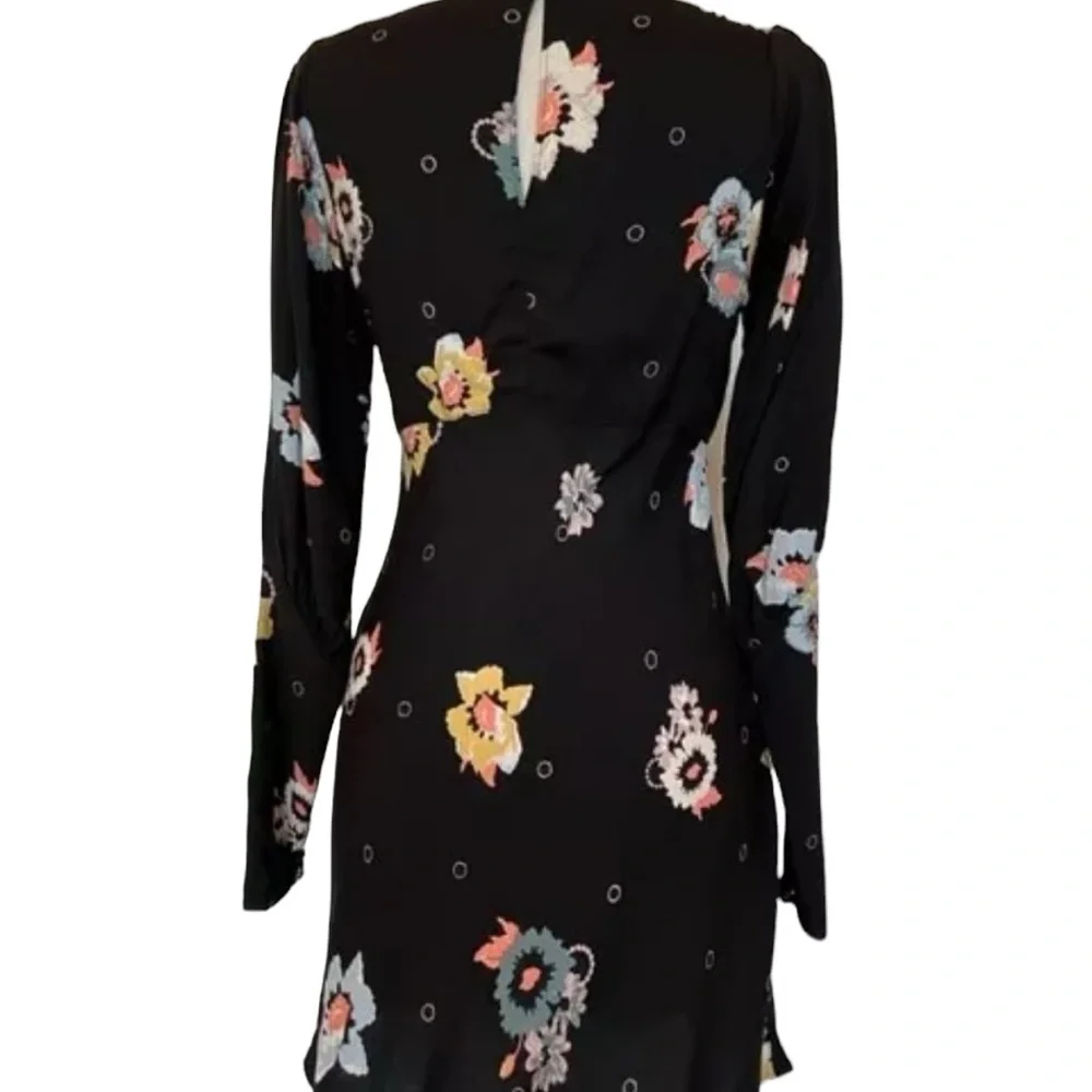 Free People - Picture 8 of 11